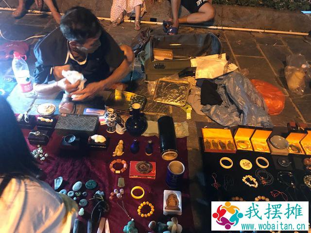 摆地摊卖什么好
